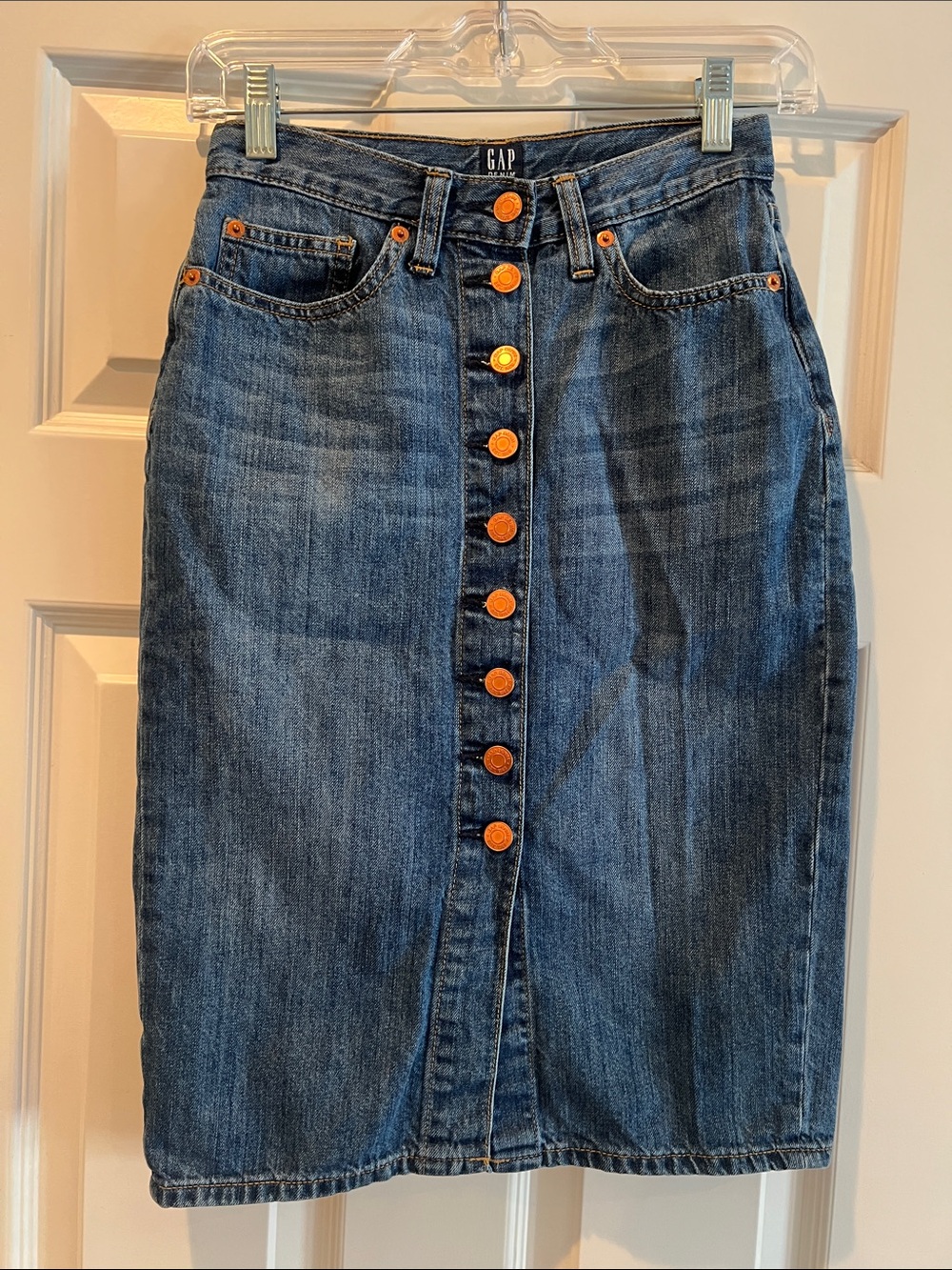 GAP Medium Blue Button-Front Denim Skirt